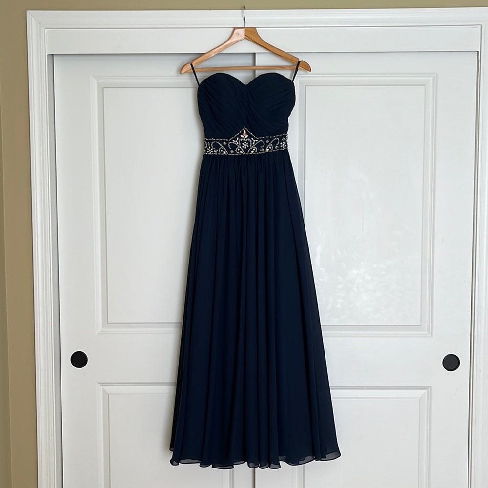 Strapless Prom/Wedding dress